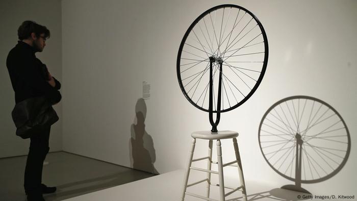 Marcel Duchamp Readymade Fahrradreifen