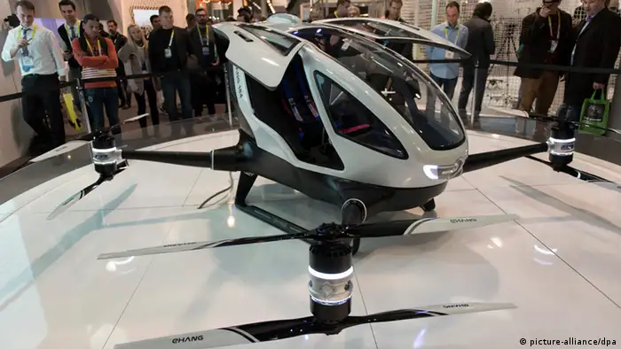 CES 2016 - Ehang 184 Multikopter (picture-alliance/dpa)