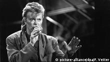 07.06.1987 Der britische Popsänger und Musiker David Bowie, aufgenommen anlässlich seines Auftritts am 07.06.1987 bei dem Musikfestival Rock am Ring auf dem Nürburgring in der Eifel. Foto: Friedemann Vetter dpa (c) picture-alliance/dpa/F. Vetter