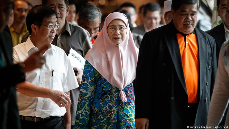 Malaysia S New Opposition Coalition A Threat To Najib Asia An In Depth Look At News From Across The Continent Dw 12 01 2016