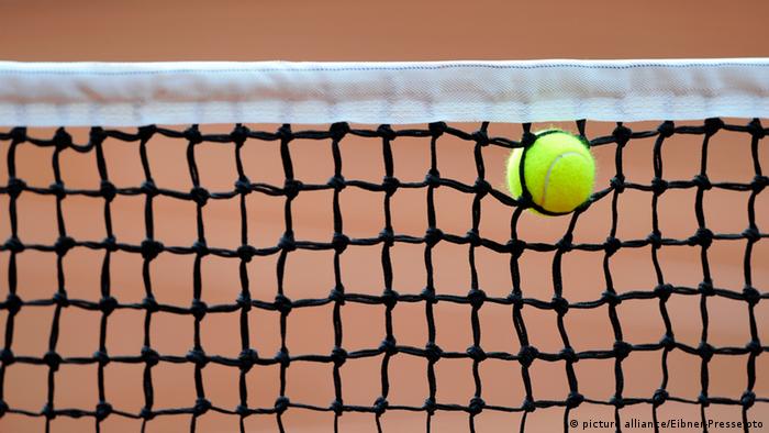 Tennis Netz mit Ball