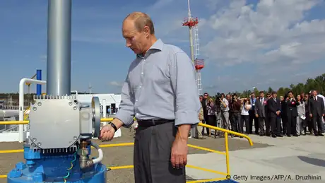 Putin bei der Eröffnung der Öl-Pipeline zwischen Russland und China