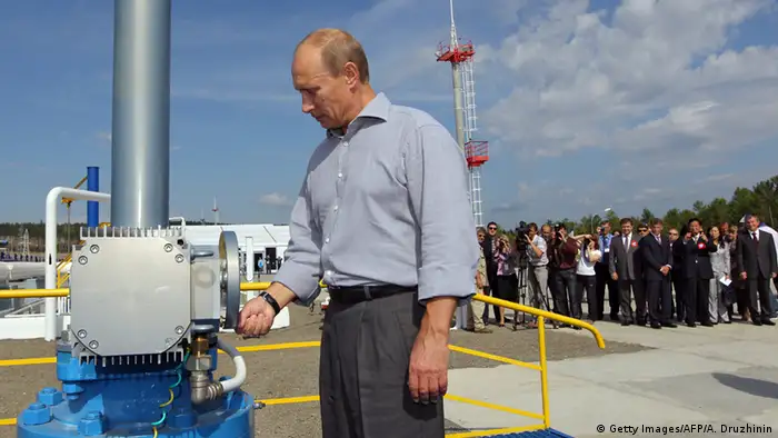 Putin bei der Eröffnung der Öl-Pipeline zwischen Russland und China
