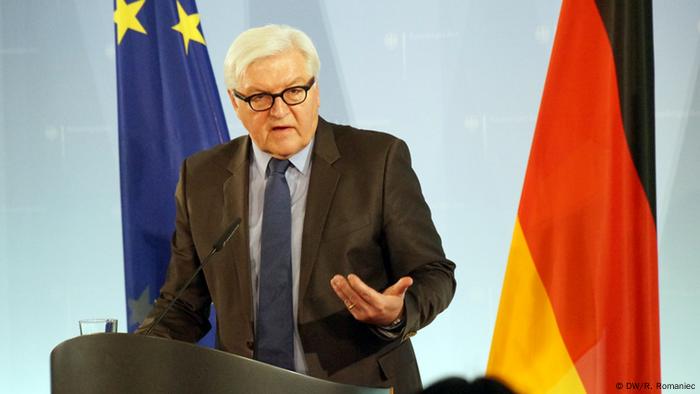 Finanzminister des Weimarer Dreieck in Berlin Außenminister Steinmeier