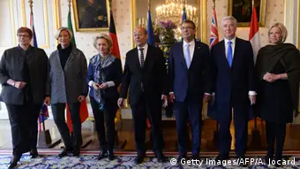 Frankreich Verteidigungsministertreffen der Anti-IS Koalition