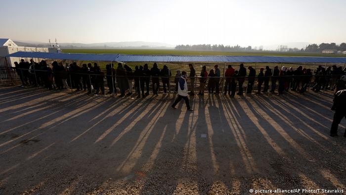 Беженцы на границе Греции с Македонией