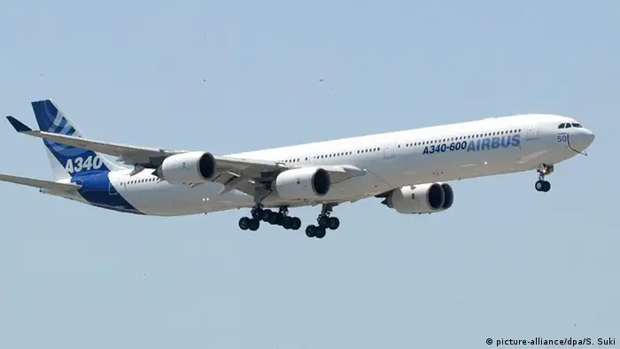 Symbolbild Iran will Flugzeuge von Frankreich kaufen (picture-alliance/dpa/S. Suki)