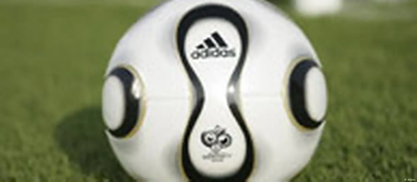 Adidas Cashes In on the World Cup – DW – 04/17/2006