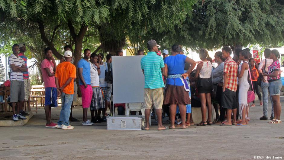 Processo Eleitoral caboverdiano Exemplo para outros? DW 26/01/2016