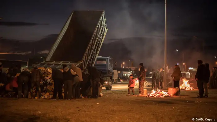 Bildergalerie Flüchtlinge an griechischen Tankstellen
