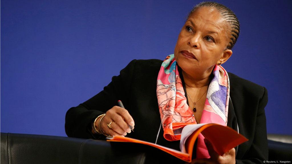 French Justice Minister Resigns Over Controversial Reforms News Dw 27 01 2016