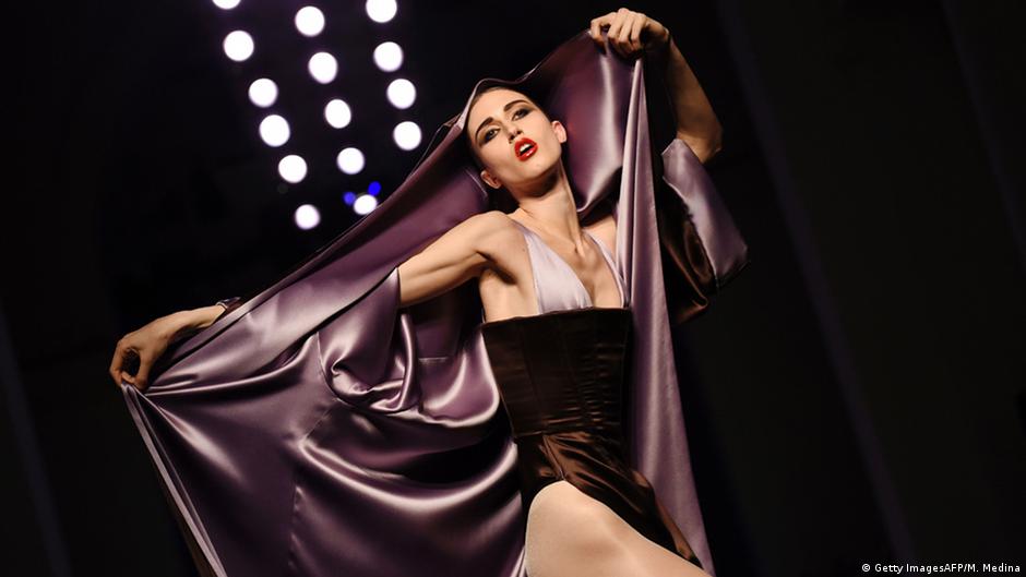 Jean Paul Gaultier: Das Modewunderkind mit 70 – DW – 24.04.2022