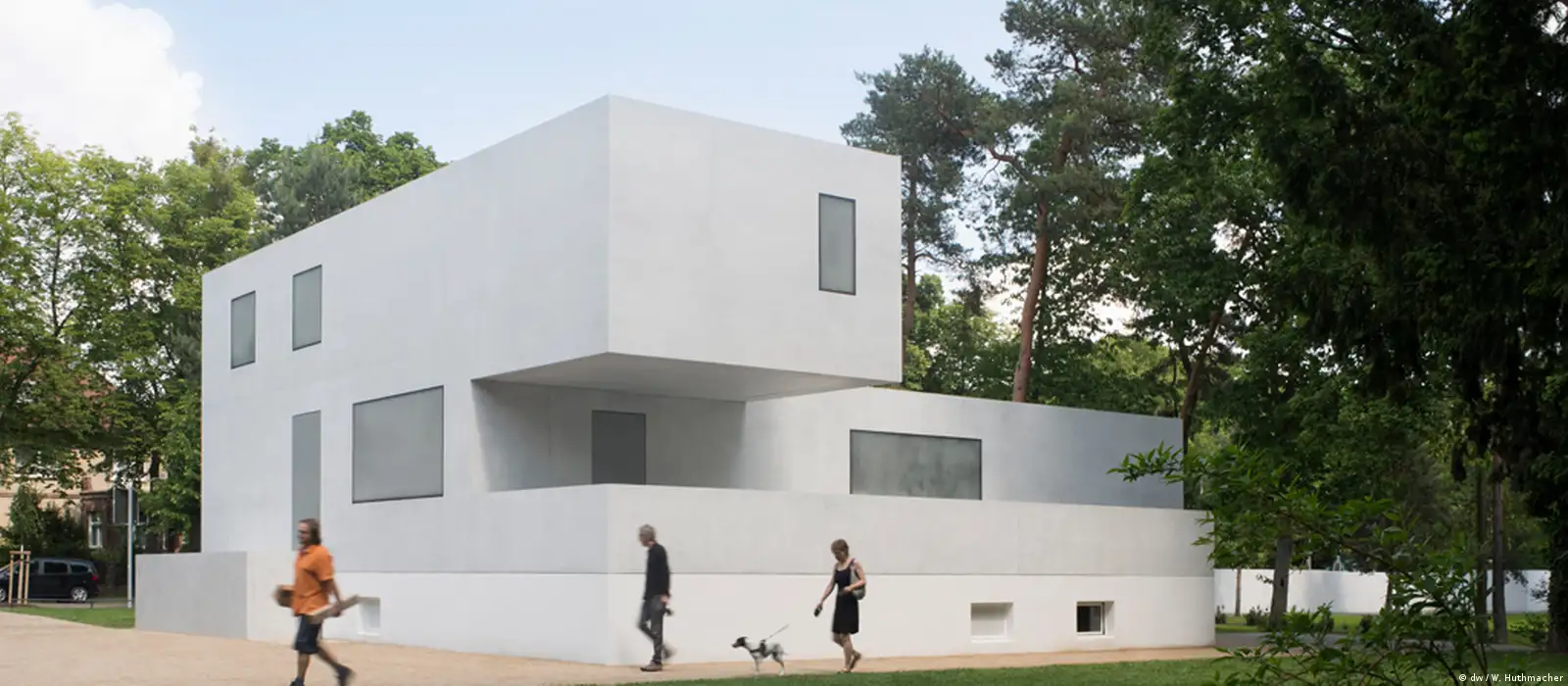 The Bauhaus バウハウス 19011681_1006.webp