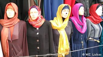 Bosnien und Herzegowina Laden mit Hijjab