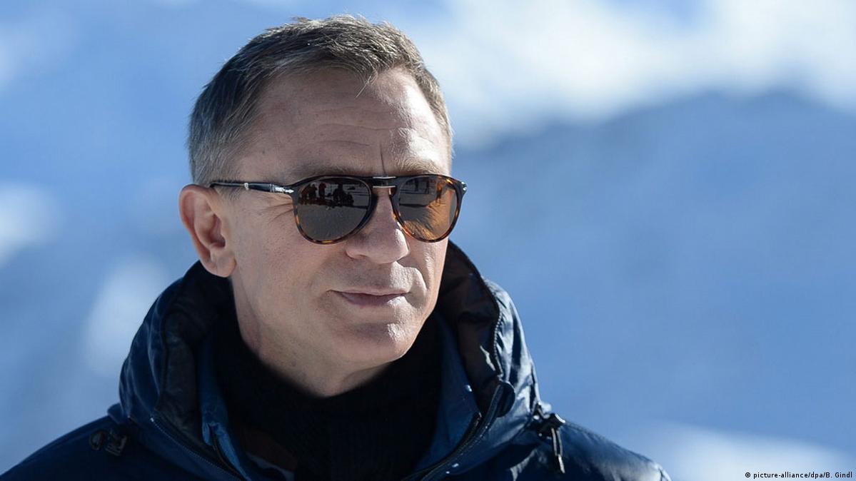 Daniel Craig to return as James Bond – DW – 08/16/2017