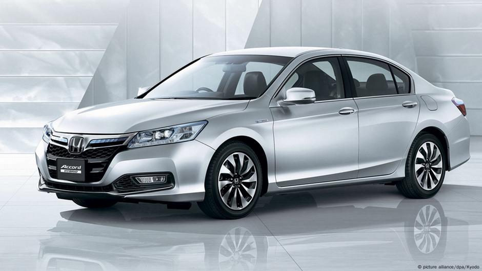 Honda Recalls 2 2 Million Vehicles Over Takata Airbag Defect Dw 02 Honda Recalls 2 2 Million Vehicles Over Takata Airbag Defect Dw 02