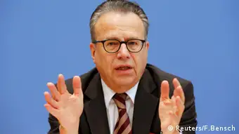 Frank-Juergen Weise BAMF Bundesamt für Migration und Flüchtlinge PK