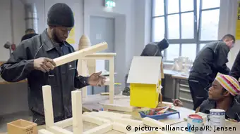 Deutschland Flüchtlinge Handwerk Ausbildung Symbolbild
