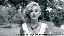 2.-Marilyn-Monroe-Amangansett-New-York-1957 © Sam Shaw Inc./www.shawfamilyarchives.com
