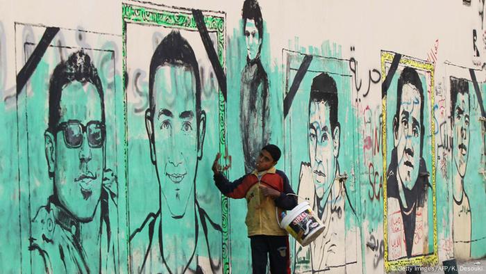 Wandgemälde von der Revolution in Ägypten (Foto: Getty Images/AFP)