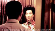 IN THE MOOD FOR LOVE (HK-FR 2000) MAGGIE CHEUNG Date: (Mary Evans Picture Library) © picture-alliance/Mary Evans Picture Library/Ronald Grant Archive