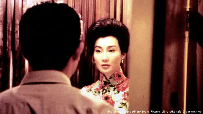 Filmszene In the Mood for Love (picture-alliance/Mary Evans Picture Library/Ronald Grant Archive)