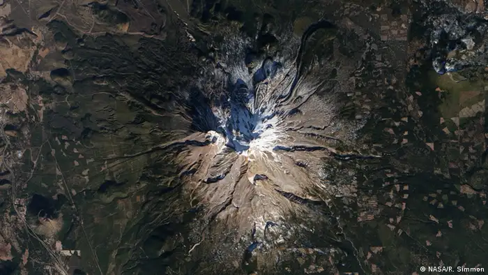 Der Berg Shasta in Kalifornien (Photo: NASA/R. Simmon)