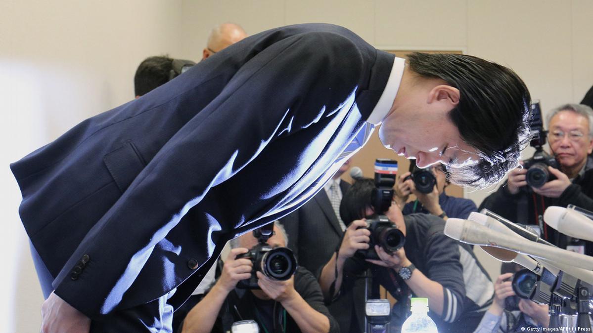 Japanese women rights MP resigns after pic