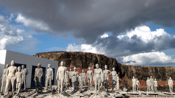 Подводная скульптура