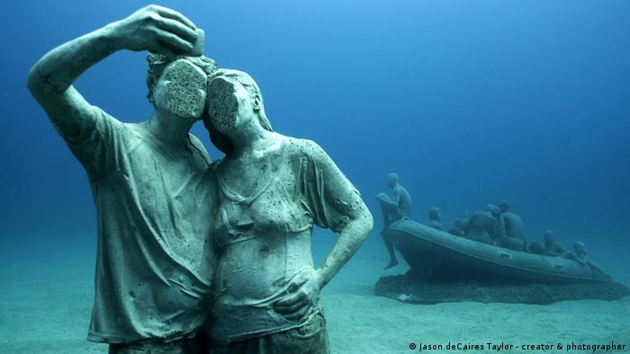 Подводная скульптура