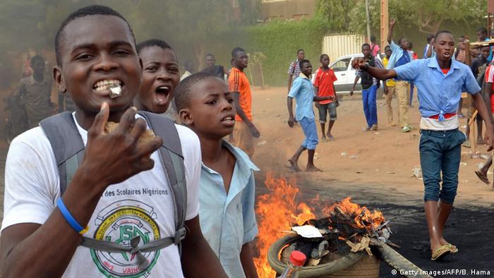 Niger Protest von Schülern Lernbedingungen, Foto: Getty Images/AFP/B. Hama