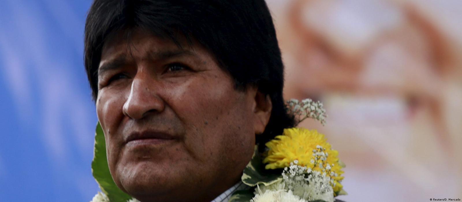 Evo Morales President of Bolivia combs his hair after playing soccer in  Zurich Thursday June 28 2007 Morales later on visited FIFA President  Joseph S Blatter to discuss a recent FIFA ban