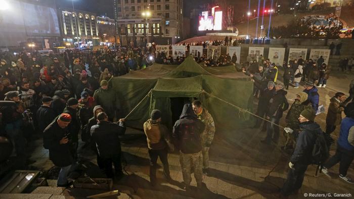 Ukraine Proteste gegen die Regierung am Maidan-Gedenktag