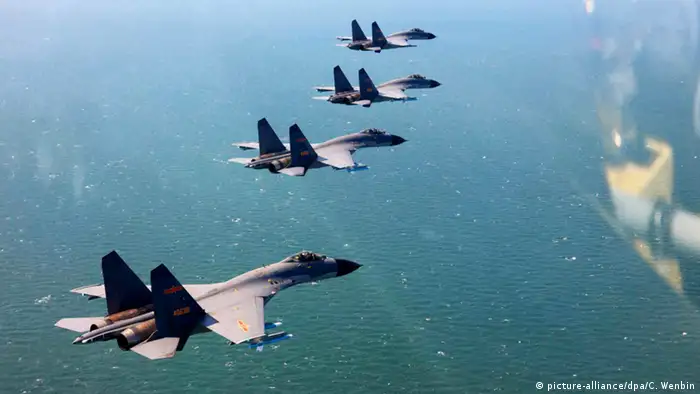 China Luftwaffe demonstriert Stärke