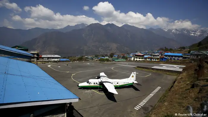 Tara Air Nepal Tenzing Hillary Flugplatz