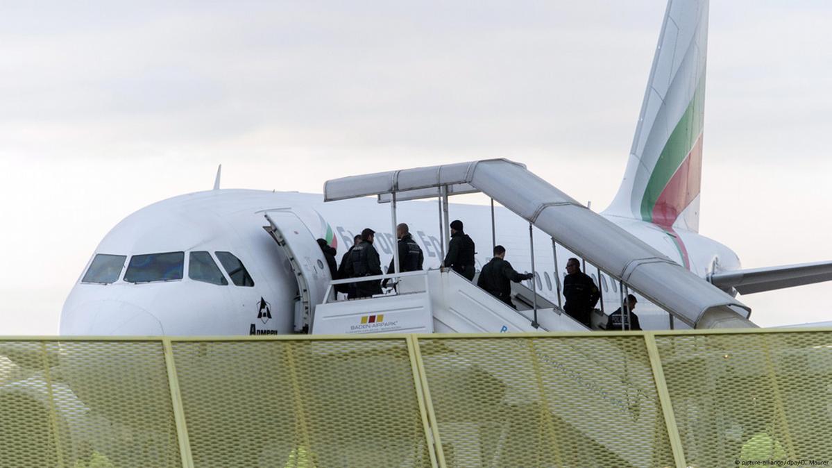 germany email for afghan refugees