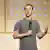 Facebook-Chef Zuckerberg ben einem Auftritt Anfang 2016 in Berlin (Quelle: Facebook)
