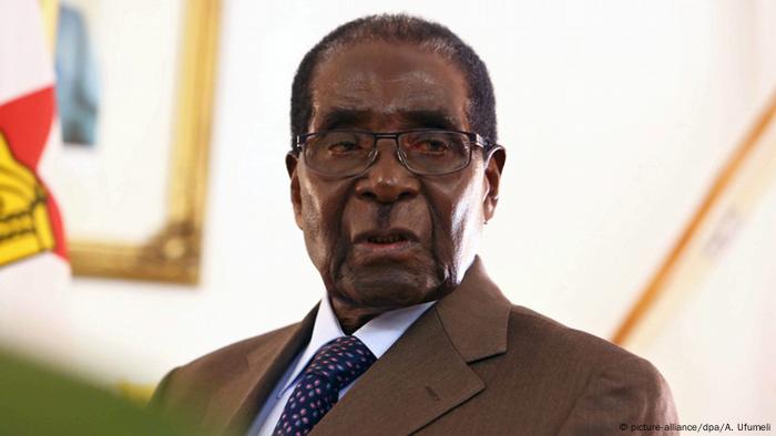 Opinion The Mugabe Era Is Over The Old Regime Is Not Opinion Dw 15 11 2017