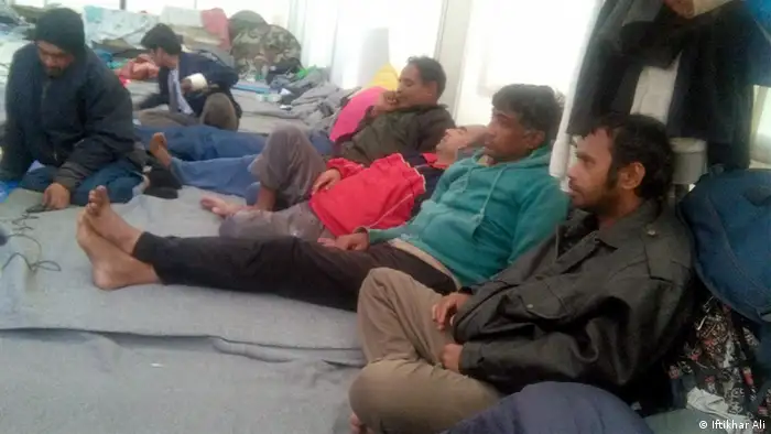 Griechenland pakistanische Migranten Leben in Flüchtlingscamps in Athen