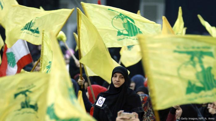 Hisbollah Flagge Libanon (Getty Images/AFP/A. Amro)