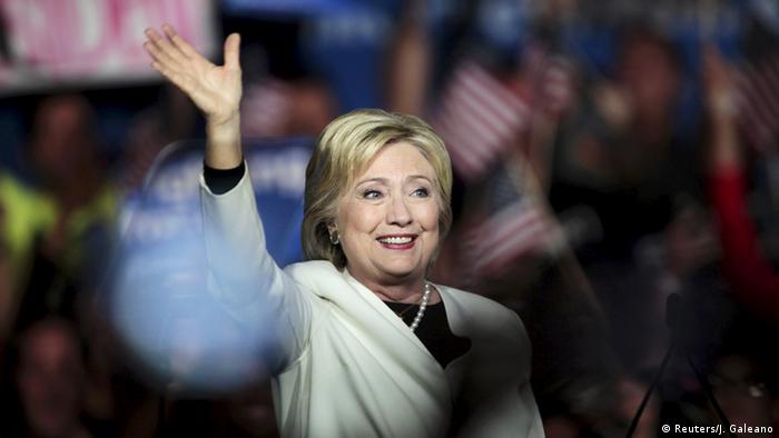 US Vorwahlen Super Tuesday Hillary Clinton 