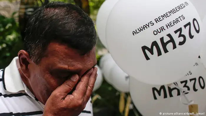 Malaysia Kuala Lumpur Gedenkfeier Verschwinden Flug MH370 (picture-alliance/dpa/F. Ismail)