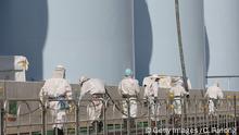 24.02.2016++++++ FEBRUARY 24: Workers work on new radiation contaminated water tanks at Fukushima Daiichi nuclear power plant. Five years on, the decontamination and decommissioning process at the Tokyo Electric Power Co.'s embattled Fukushima Daiichi nuclear power plant continues on February 25, 2016 in Okuma, Japan. March 11, 2016 marks the fifth anniversary of the magnitude 9.0 earthquake and tsunami which claimed the lives of 15,894, and the subsequent damage to the reactors at TEPCO's Fukushima Daiichi Nuclear Power Plant causing the nuclear disaster which still forces 99,750 people to live as evacuees away from contaminated areas. (Photo by Christopher Furlong/Getty Images) (c) Getty Images/C. Furlong