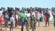 Algerien Tindouf Polisario-Kämpfer und Jugendliche feiern im Flüchtlingslager Algerien Tindouf Polisario-Kämpfer und Jugendliche feiern im Flüchtlingslager