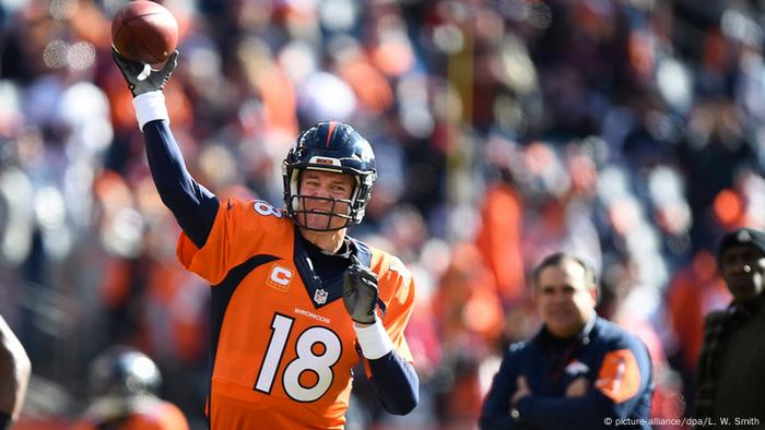 Peyton Manning 10 Iconic Moments From His Nfl Career All Media Content Dw 07 03 16