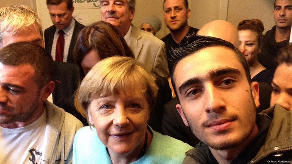 Angela Merkel sa izbeglicama 2015. godine