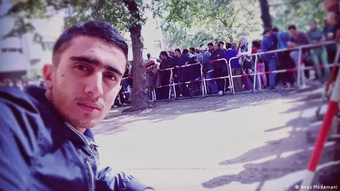 Deutschland Selfie Syrer Anas Modamani vor Absperrungen