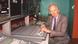 George Martin in the recording Studio in 1995, Copyright: picture alliance/Photoshot George Martin in the recording Studio in 1995, Copyright: picture alliance/Photoshot