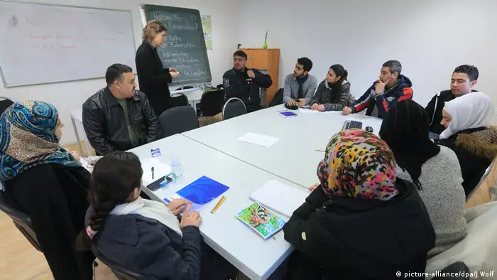 Integrationskurs Deutschkurs Unterricht Asylbewerber Flüchtlinge Osterburg