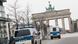 US Botschaft Berlin Deutschland Pariser Platz Polizist Brandenburger Tor US Botschaft Berlin Deutschland Pariser Platz Polizist Brandenburger Tor
